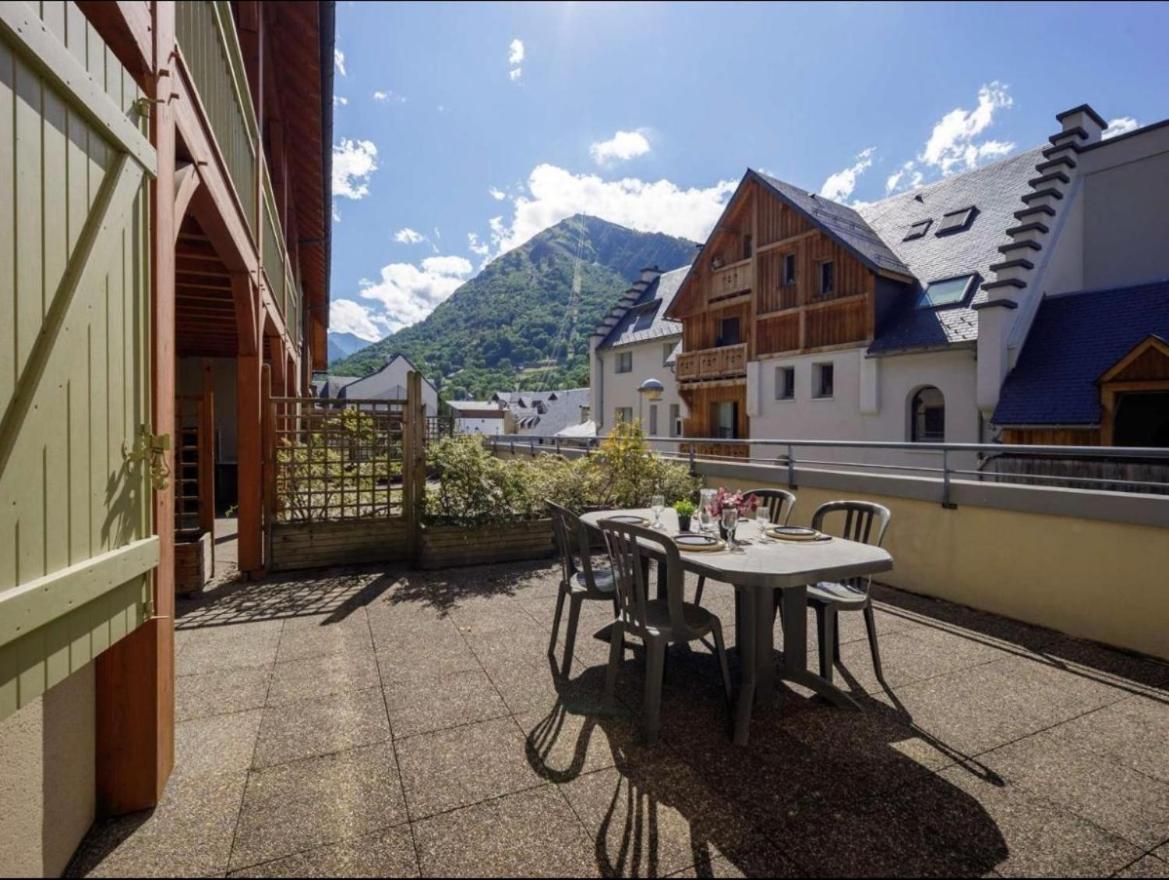 Appartements Avec Piscine Interieure Sauna Parking Etage 1 Au Centre Du Village Dans Residence Cami Real Saint-Lary-Soulan Dış mekan fotoğraf
